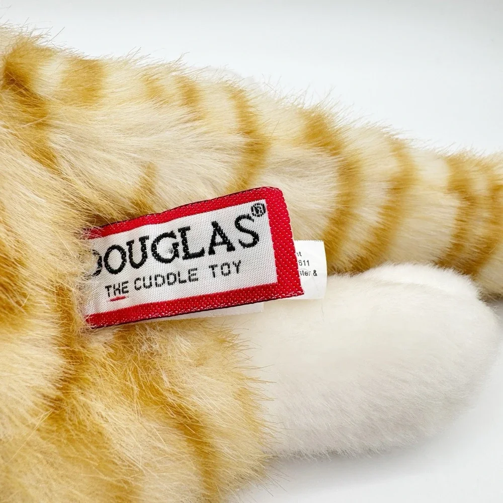 Douglas cuddle toy